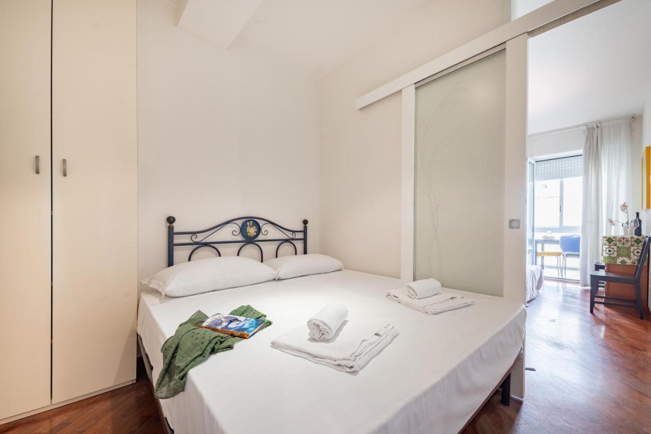Central & Comfy Apartment With Veranda 바리 외부 사진