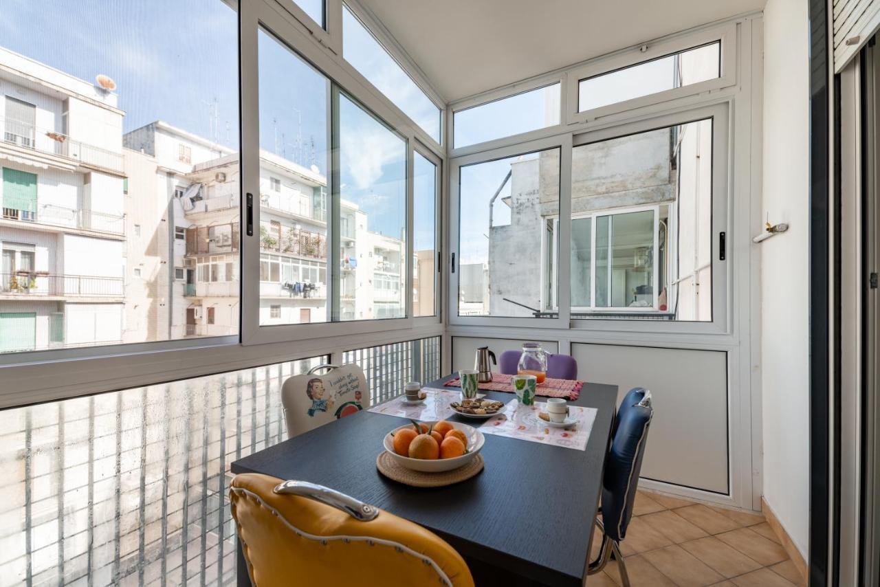 Central & Comfy Apartment With Veranda 바리 외부 사진